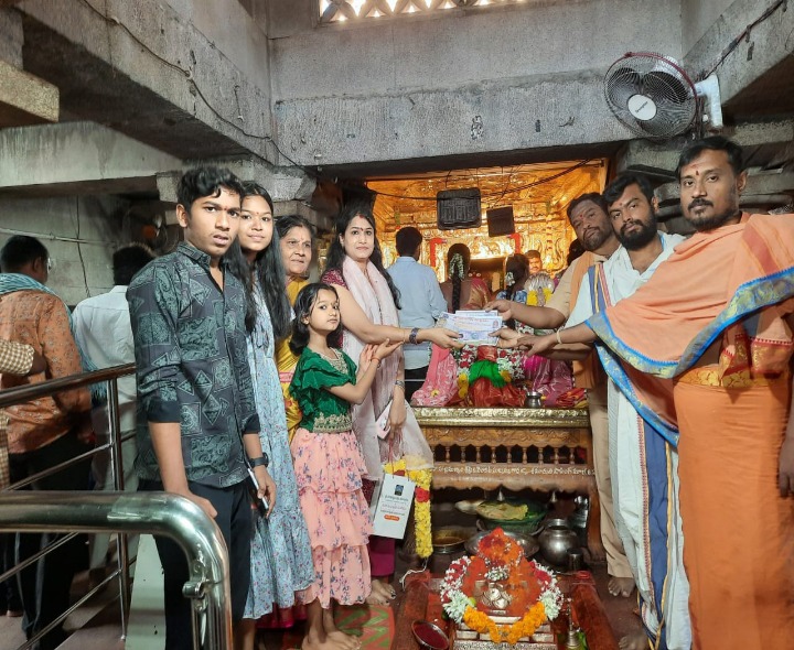 చౌడేశ్వరి దేవి అమ్మవారి ఆలయ అభివృద్ధికి విరాళం