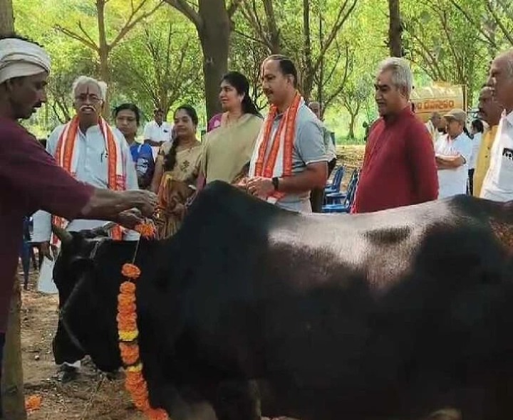 సింహాచలంలో ఆధారిత ప్రకృతి పంటల మేళా