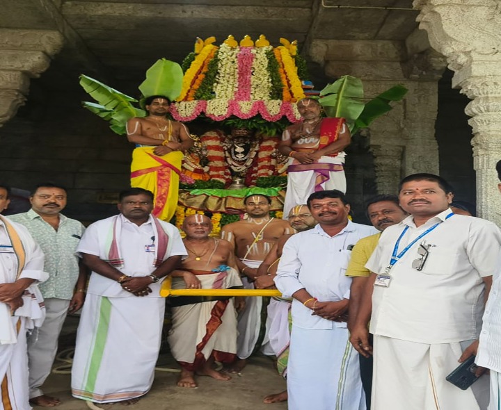 రేపు వేణుగోపాలస్వామి రథోత్సవం