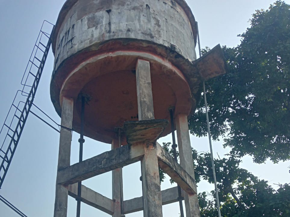 మిషన్ భగీరథ నీరు సరఫరా లేక గ్రామస్థుల ఇక్కట్లు