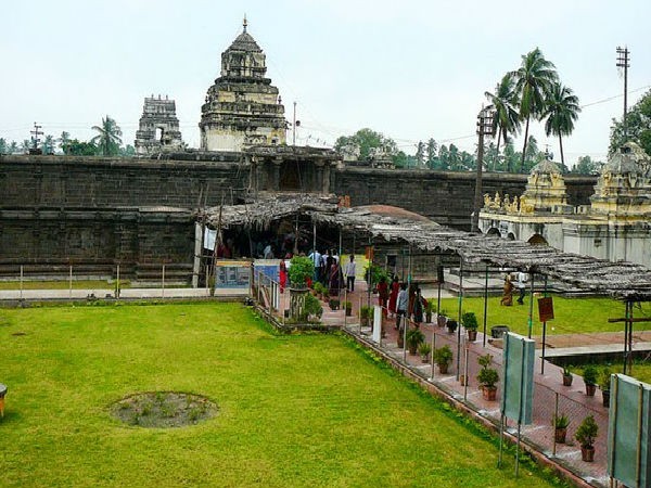 పంచారామ పుణ్య క్షేత్రం ద్రాక్షారామం స్థల పురాణం ఇదే..!