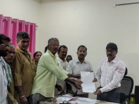 ‘గ్రామపంచాయతీ కార్మికుల సమస్యలు పరిష్కరించాలి’