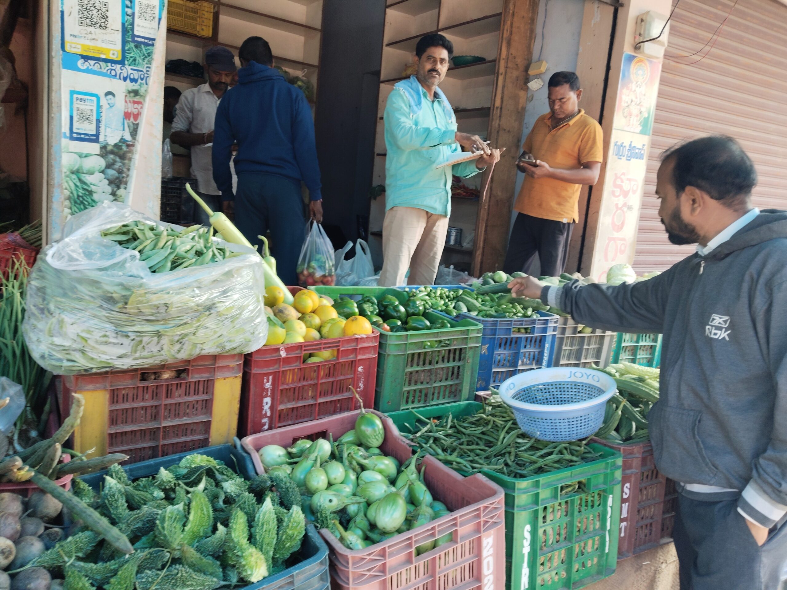 కొండెక్కిన కూరగాయల ధరలు..ఎందుకంటే?