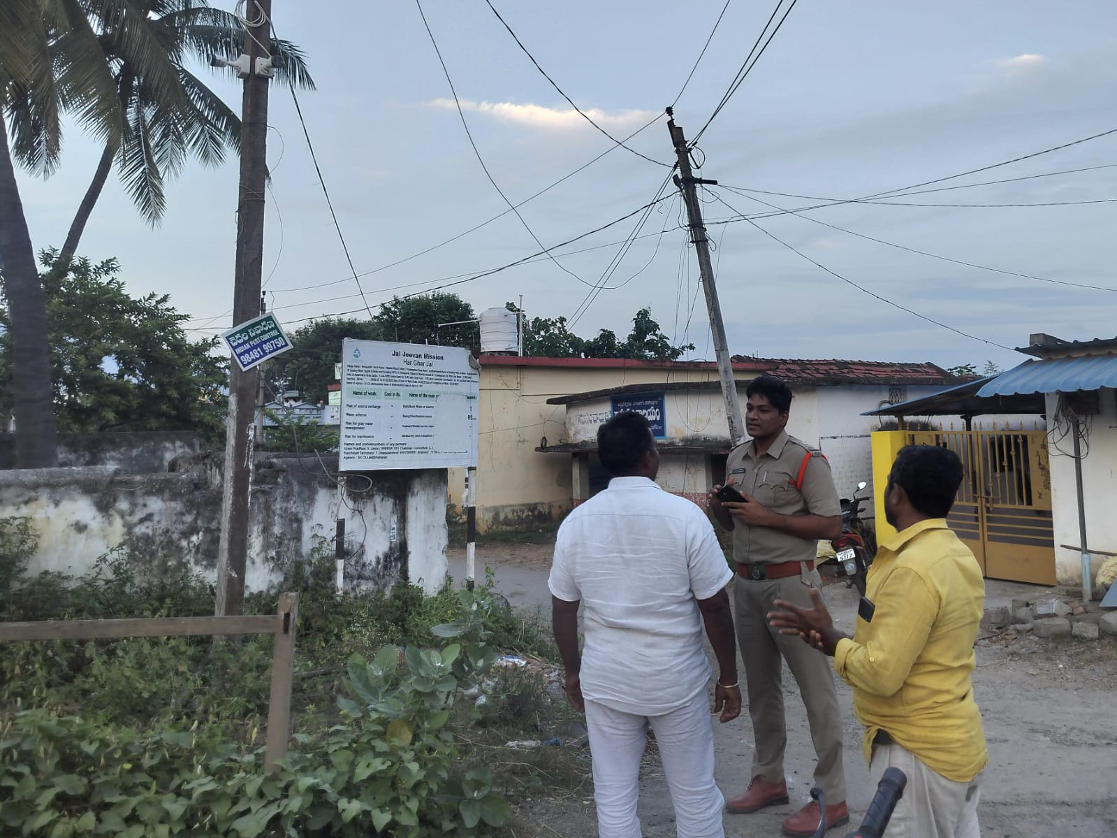 ‘నేరాల నియంత్రణకు సీసీ కెమెరాలు దోహదపడతాయి’