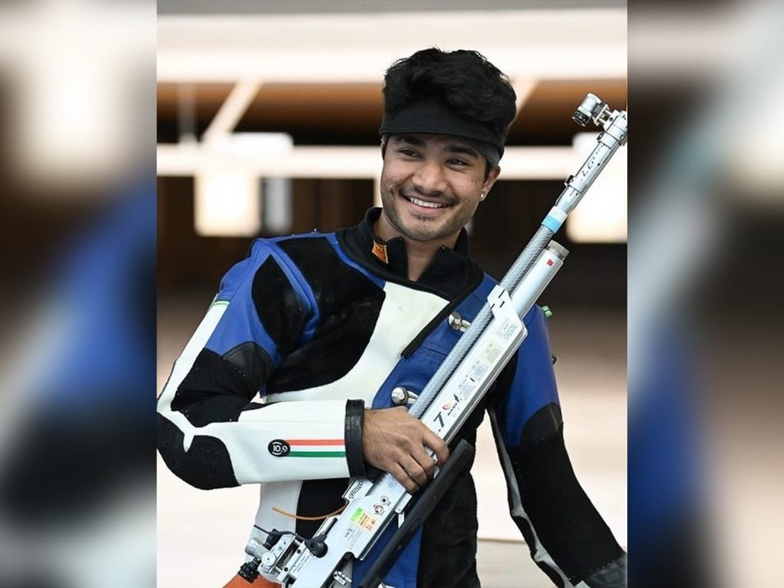 HYD షూటర్‌కు సీఎం అభినందన