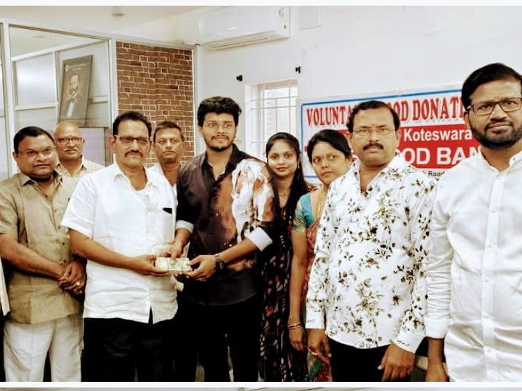 క్యాన్సర్ ఆసుపత్రి నిర్మాణానికి విరాళం అందజేత