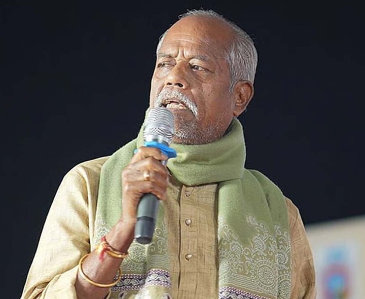 పాఠ్యపుస్తకం తొలి పేజీలో  ‘జయజయహే తెలంగాణ’