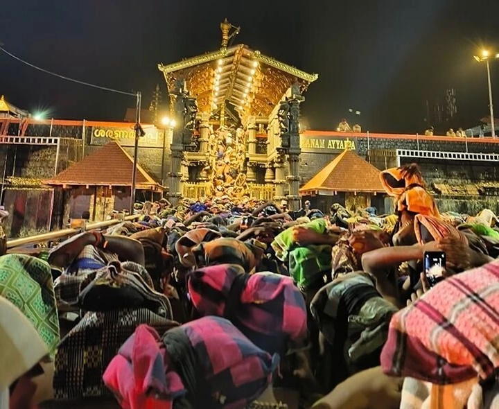 శబరిమలకు పోటెత్తిన భక్తులు