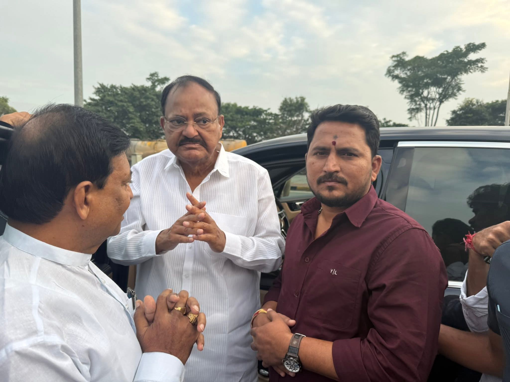 వెంకయ్య నాయుడుకి ఘన స్వాగతం