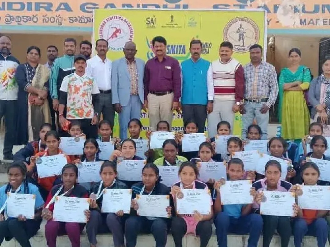 చదువుతోపాటు క్రీడలలో రాణించాలి: డా. జైపాల్ రెడ్డి