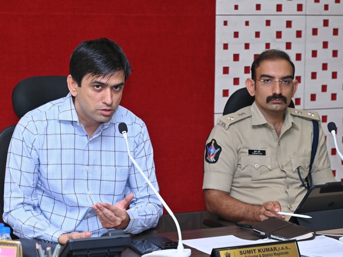 జిల్లాలను మాదకద్రవ్య రహితంగా తీర్చిదిద్దాలి: కలెక్టర్