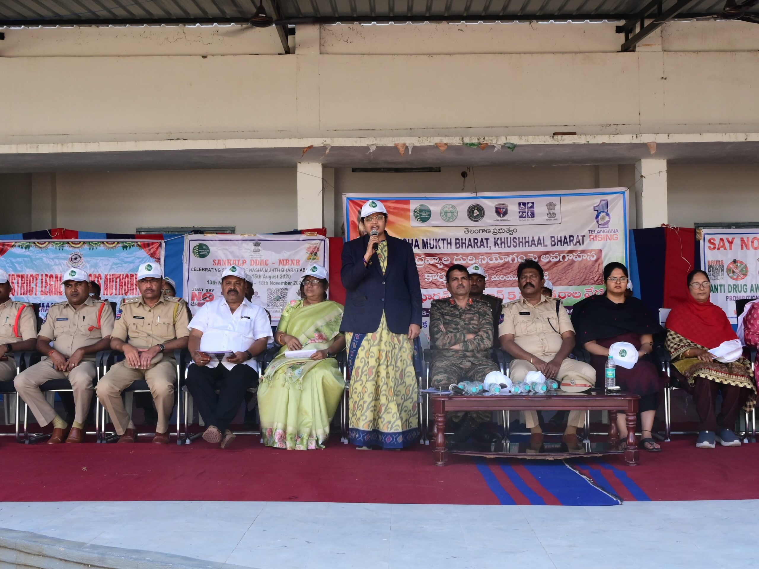 ‘విద్యార్థులు డ్రగ్స్‌కి దూరంగా ఉండాలి’