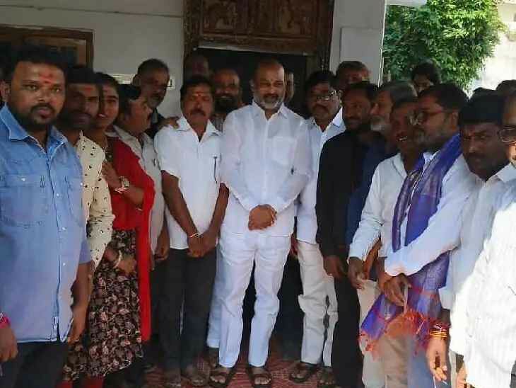 జర్నలిస్టుల శ్రమ ప్రశంసనీయం: కేంద్ర మంత్రి