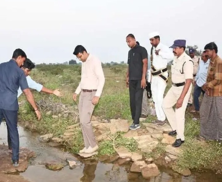 ‘భూభారతి దరఖాస్తులను సమగ్రంగా పరిశీలించాలి’