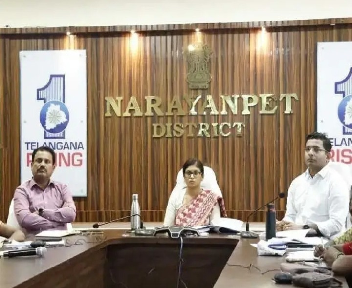 చీరల పంపిణీ విజయవంతంగా నిర్వహించాలి: కలెక్టర్