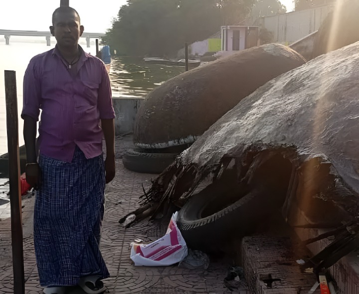 కార్తీక దీపం వెలిగిస్తుండగా ప్రమాదం