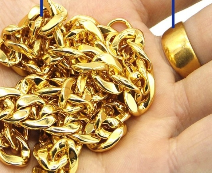 ఒరిజినల్ బంగారం పేరుతో మోసాలు జాగ్రత్త..!
