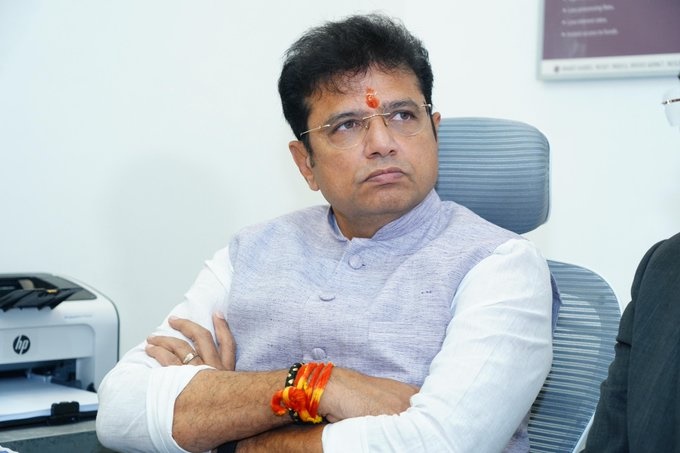 వారితో పనిచేయడం నాకు ఎంతో ఇష్టం: మంత్రి