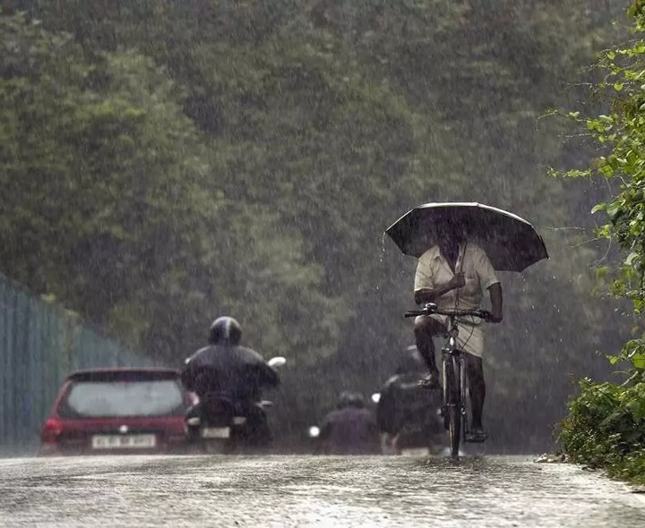 ALERT: రేపు ఈ జిల్లాల్లో వర్షాలు