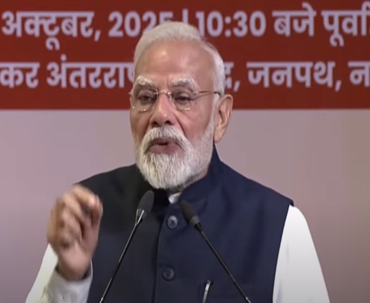 ఎయిర్‌క్రాఫ్ట్‌ ఇంజిన్‌ సర్వీసెస్‌ను ప్రారంభించిన మోదీ