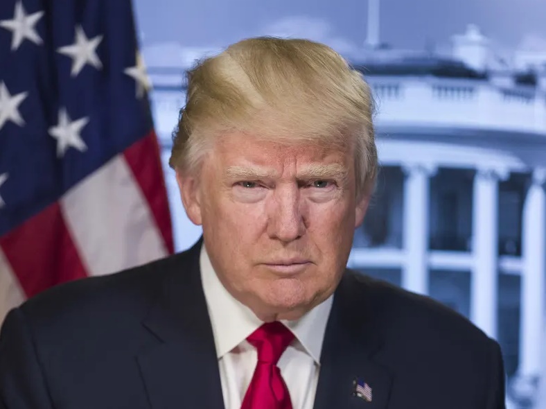 మరో బాంబు పేల్చిన ట్రంప్