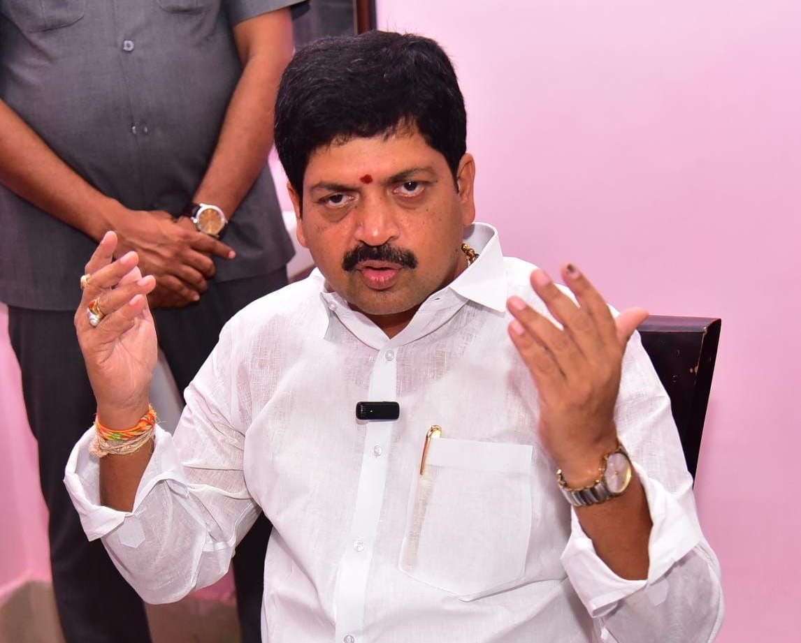 జగన్‌పై మంత్రి కొల్లు రవీంద్ర ఫైర్