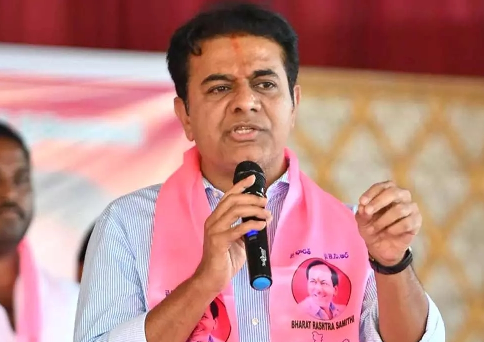 స్పీకర్ నిర్ణయాన్ని BRS వ్యతిరేకిస్తోంది: KTR