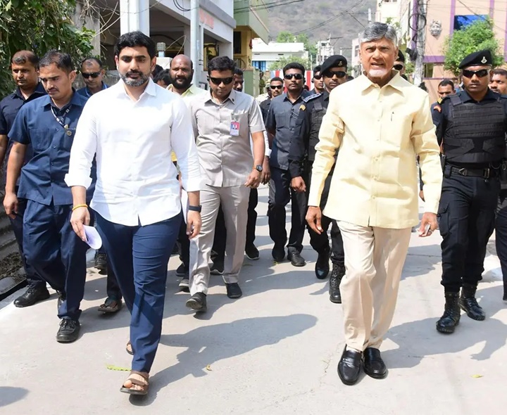 TDP కేంద్ర కార్యాలయానికి లోకేష్, చంద్రబాబు!
