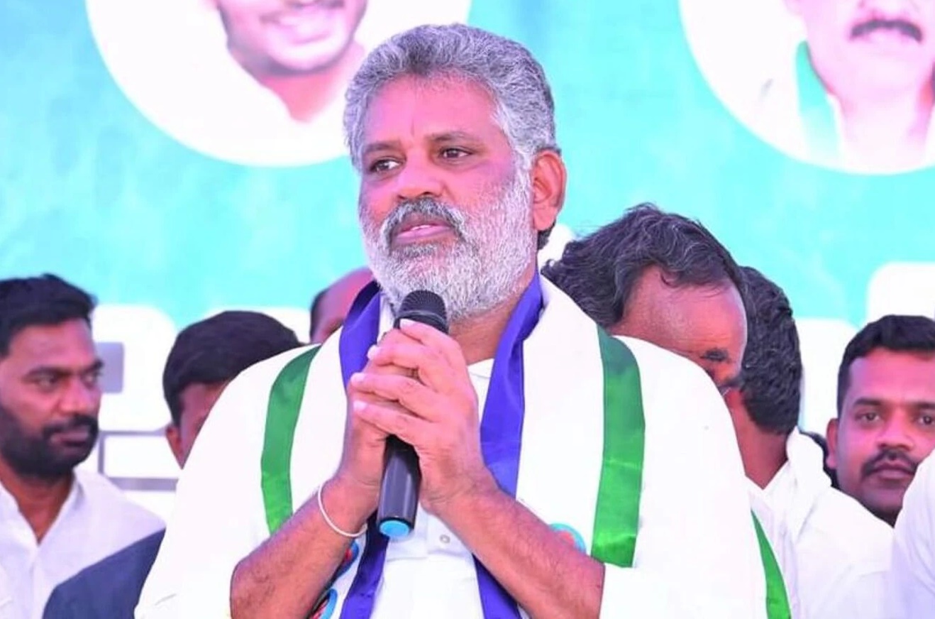 వైసీపీ నేత చెవిరెడ్డిని విచారించిన సీబీఐ