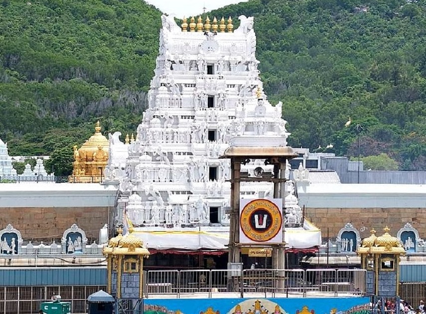 తిరుమలలో ఉదయమే టోకెన్లు..!