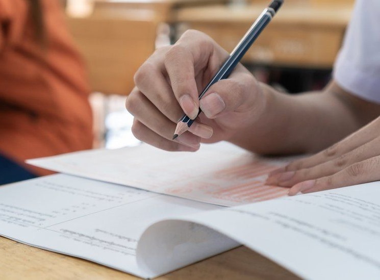 CBSE పరీక్షల షెడ్యూల్‌లో స్వల్ప మార్పు