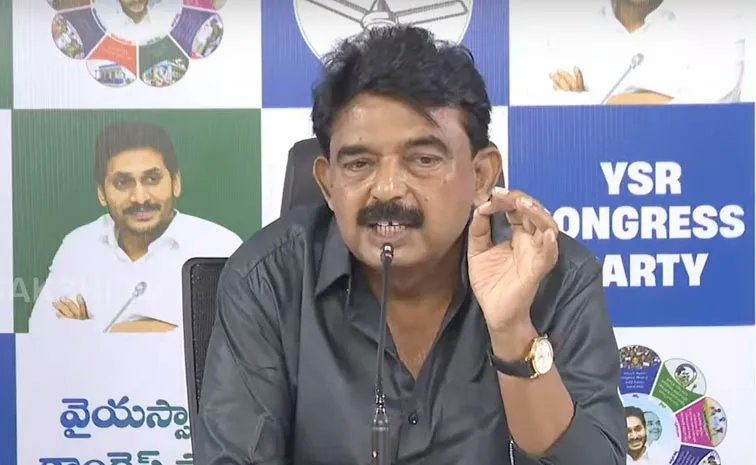 ‘భోగాపురం ఎయిర్‌పోర్ట్‌కు CMకు ఏం సంబంధం?’