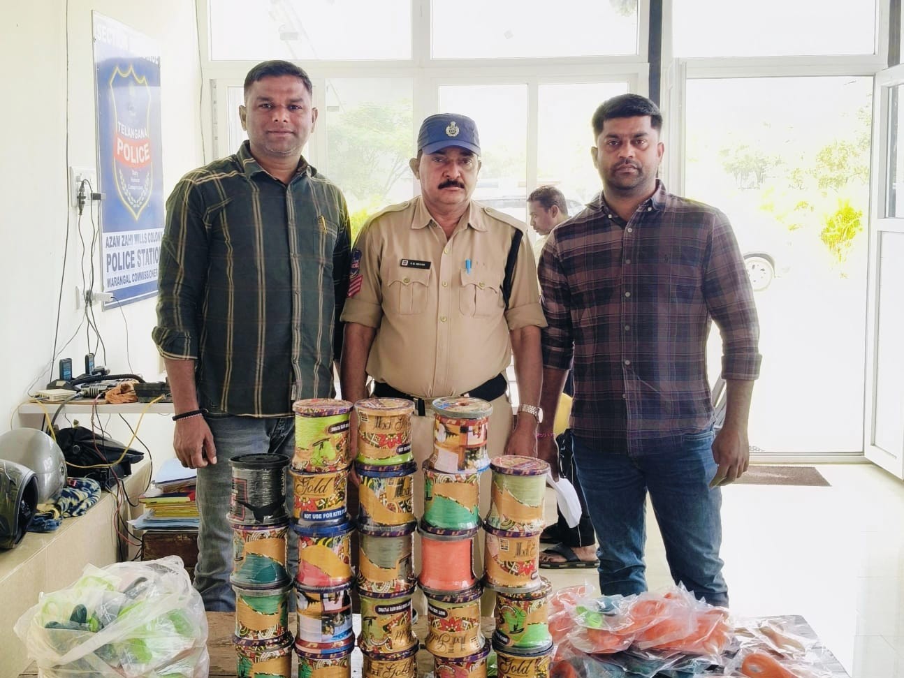 రూ.78,700 విలువైన చైనా మంజా స్వాధీనం