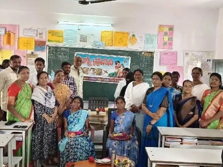 అంగన్వాడీ కేంద్రాల్లో గర్భిణులకు శ్రీమంతం