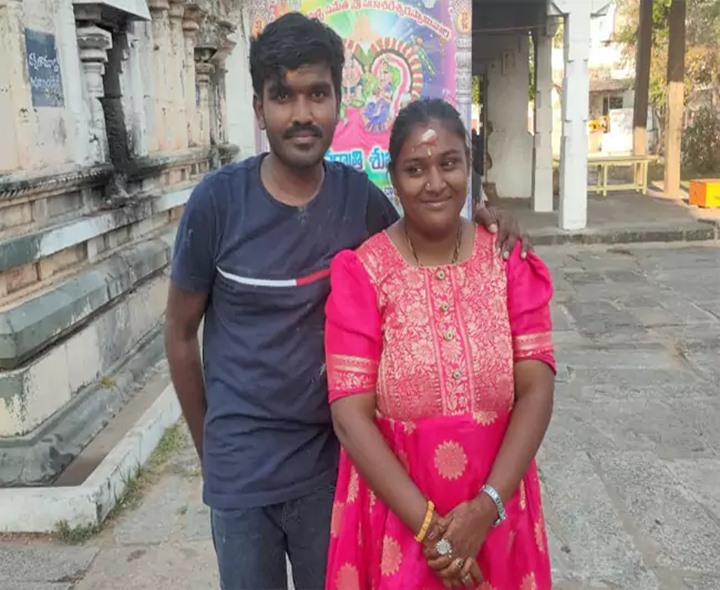 తరచూ గొడవలు.. భార్య, భర్తలు ఆత్మహత్య