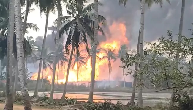 అక్కడ అందరినీ ఖాళీ చేయిస్తున్నాం: కలెక్టర్