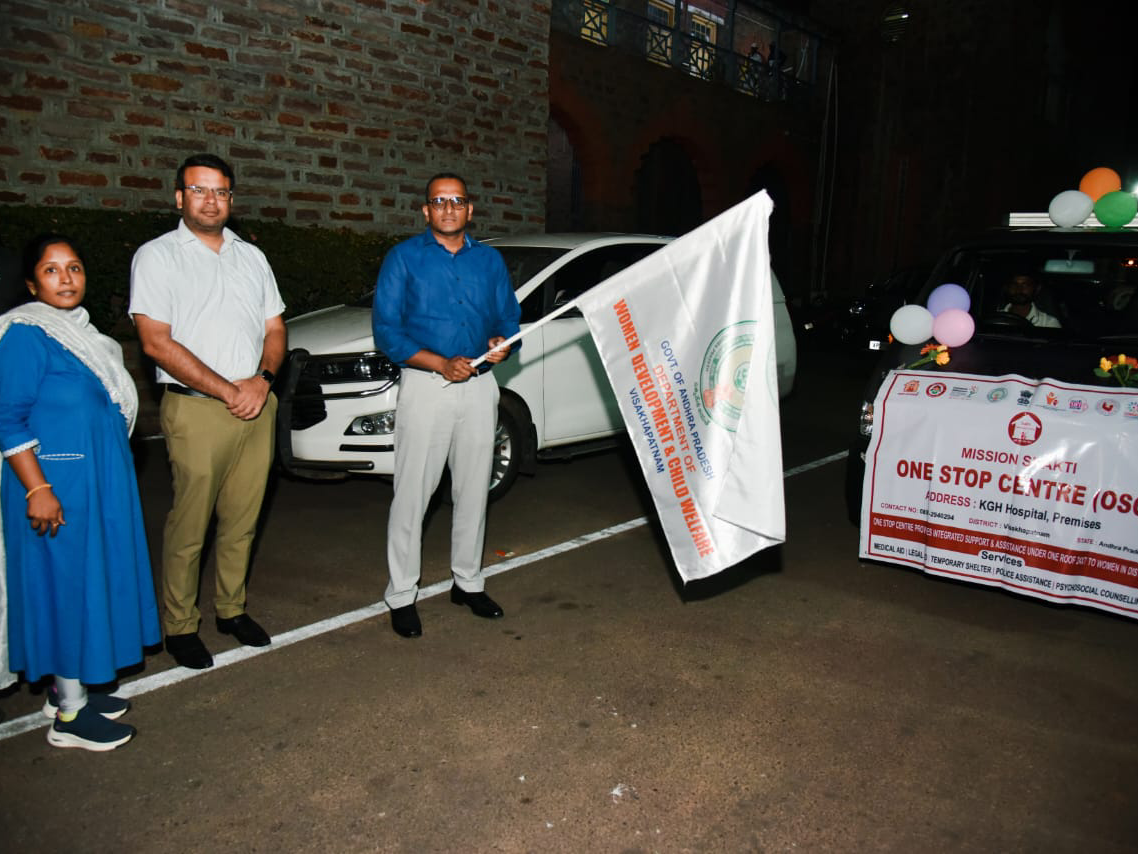 మ‌హిళ‌ల భ‌ద్ర‌త‌కు ప్రాధాన్యం