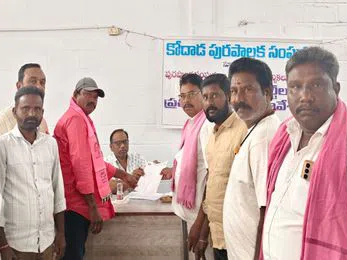 తప్పులతడకగా కోదాడ ఓటర్ల జాబితా: ఎస్‌కే నయీమ్