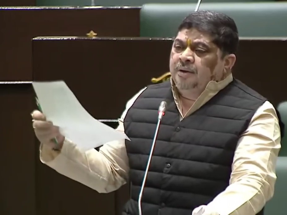 వరంగల్ మున్సిపాలిటీకి 100 బస్సులు: మంత్రి పొన్నం