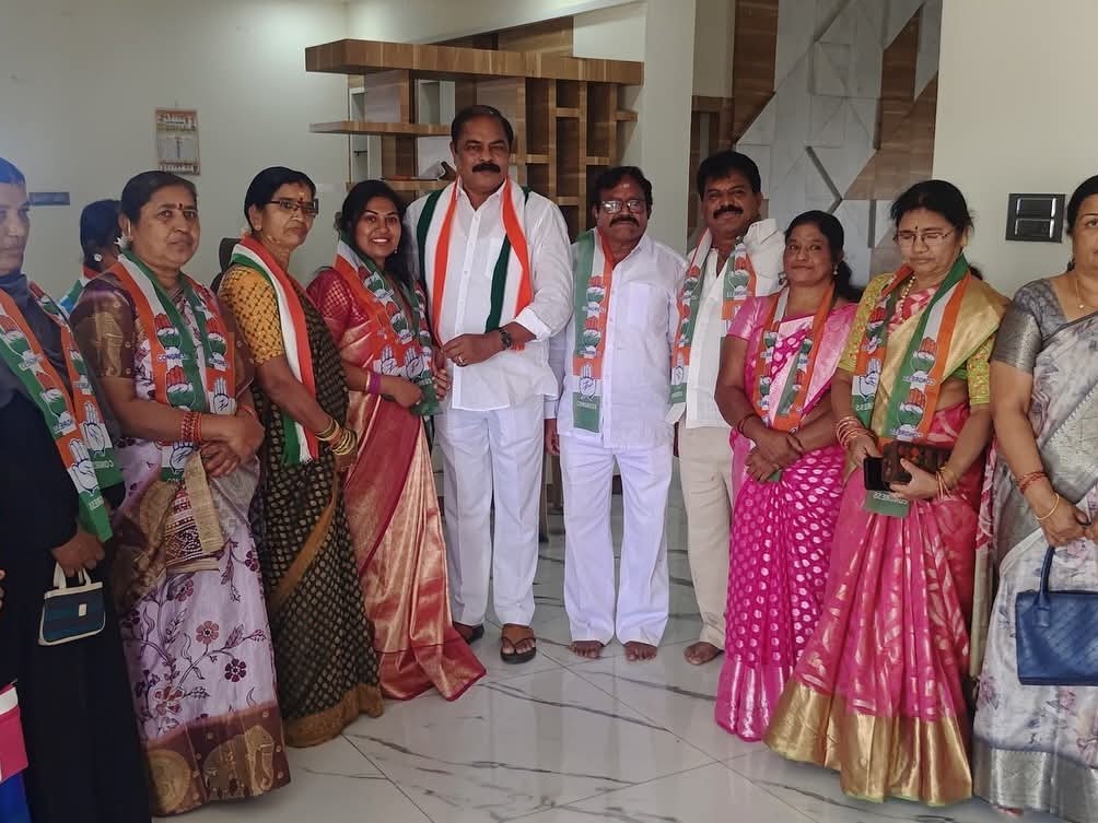 మహిళా సంక్షేమానికి కాంగ్రెస్ పెద్దపీట: ప్రతాపరెడ్డి