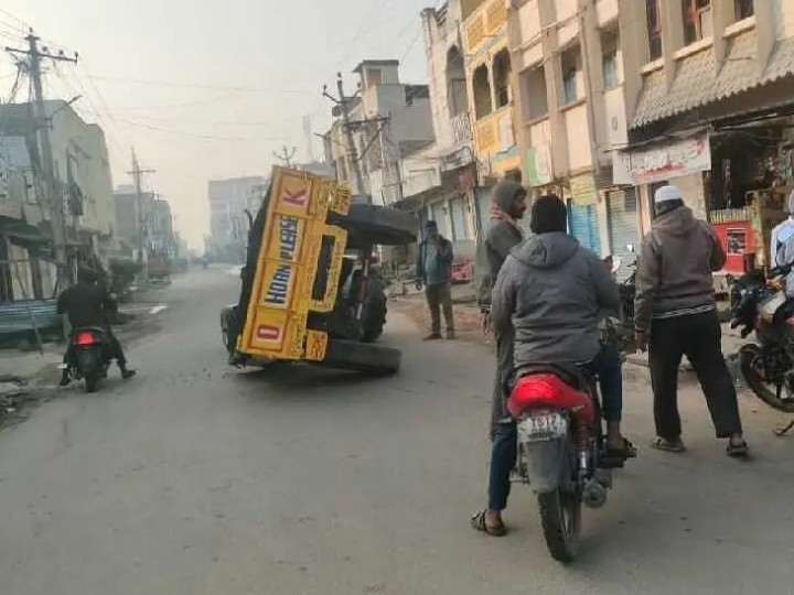 కామారెడ్డిలో తృటిలో  తప్పిన ప్రమాదం