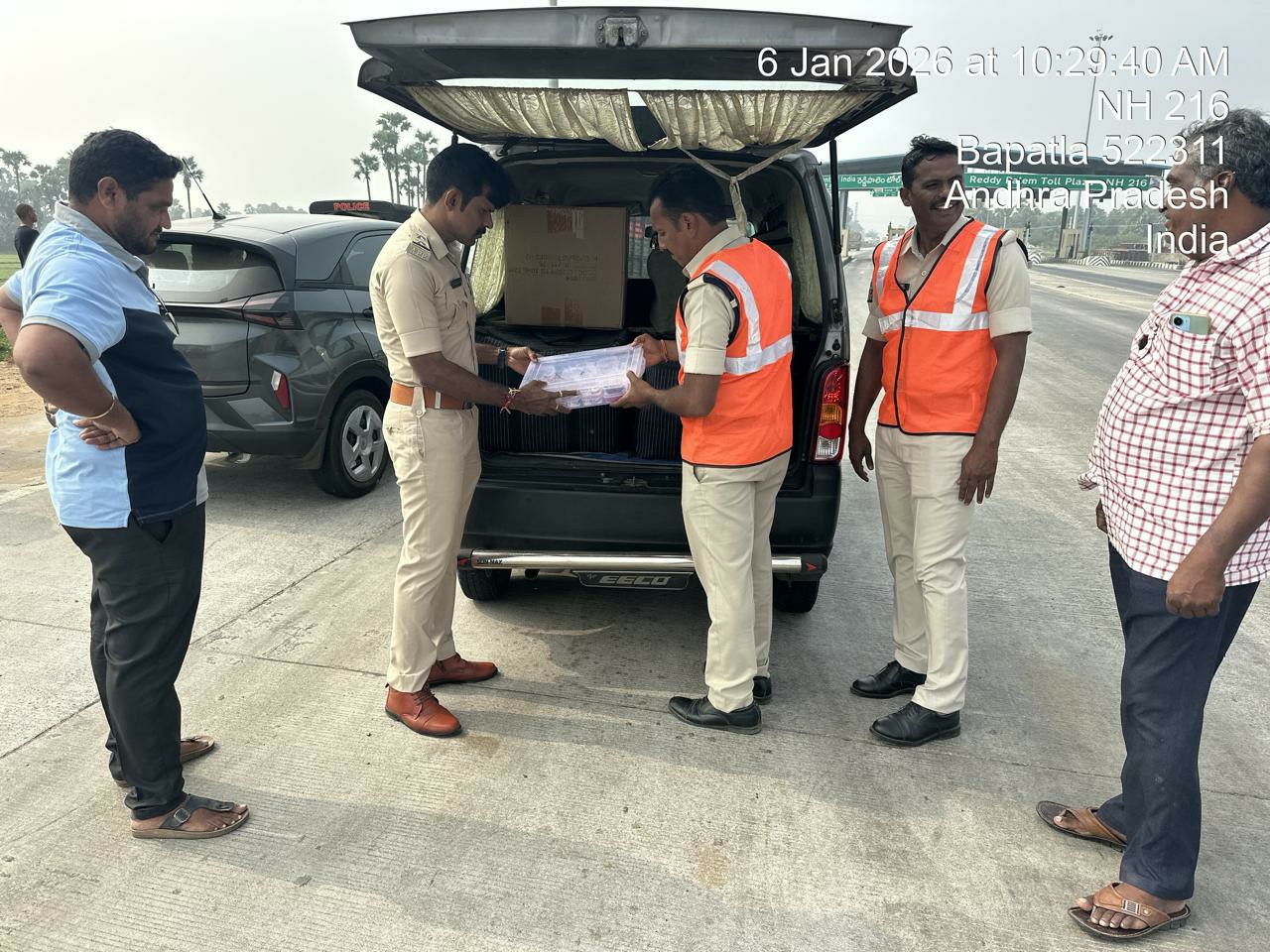 రహదారి ప్రమాదాలను నియంత్రించడం లక్ష్యంగా తనిఖీలు