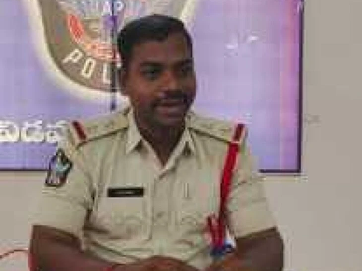 కూలి పనులకు వెళ్లి తేలుకాటుకు గురై బాలిక మృతి