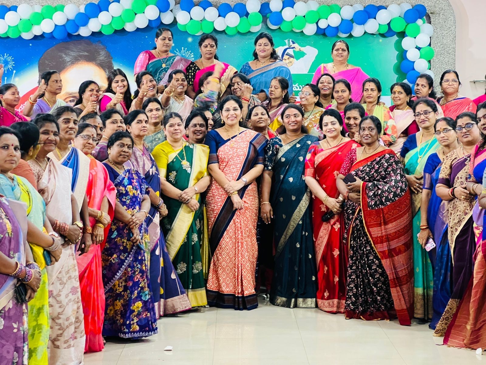 ‘మహిళా కమిటీల నిర్మాణంతో పార్టీని బలోపేతం చేయాలి’