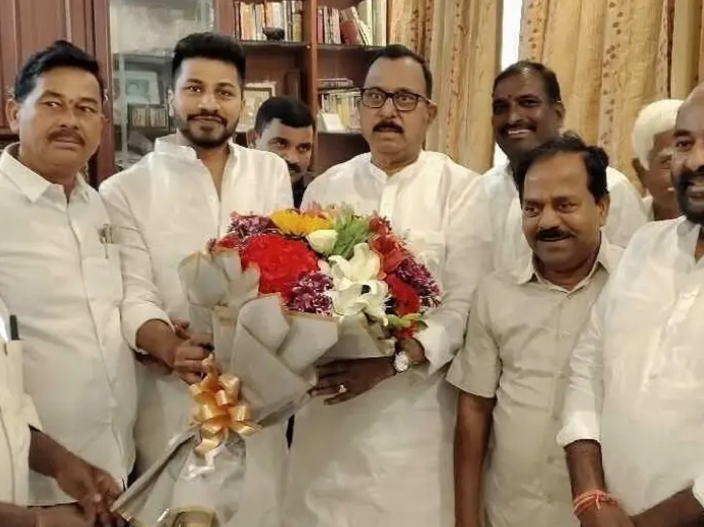 గ్రామ అభివృద్ధిలో సర్పంచ్‌దే కీలకపాత్ర: ఎంపీ