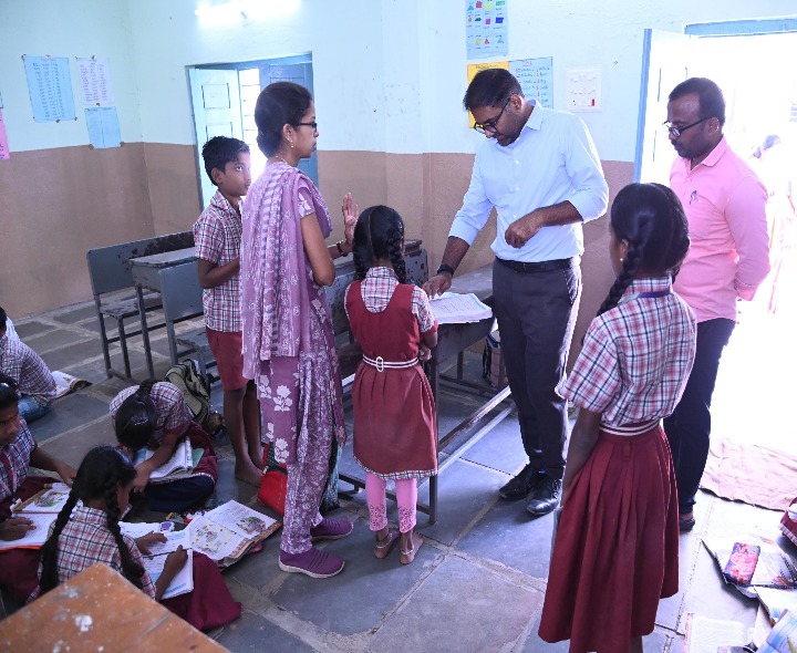 ‘వెనుకబడిన విద్యార్థులపై ప్రత్యేక శ్రద్ధ వహించాలి’