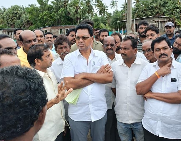 గ్యాస్ లీక్ ఘటన.. ONGCదే తప్పు: వరప్రసాద్