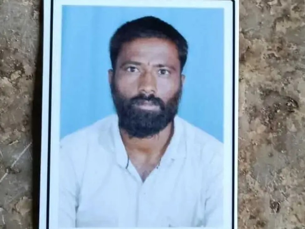 చిన్నారులను చంపిన తండ్రి మృతి