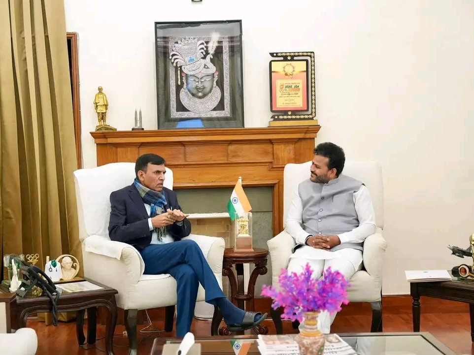 కేంద్ర క్రీడా శాఖ మంత్రితో రామ్మోహన్ నాయుడు భేటీ