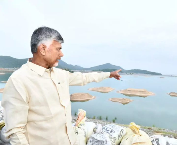 పోలవరం ప్రాజెక్ట్ సందర్శనకు చంద్రబాబు